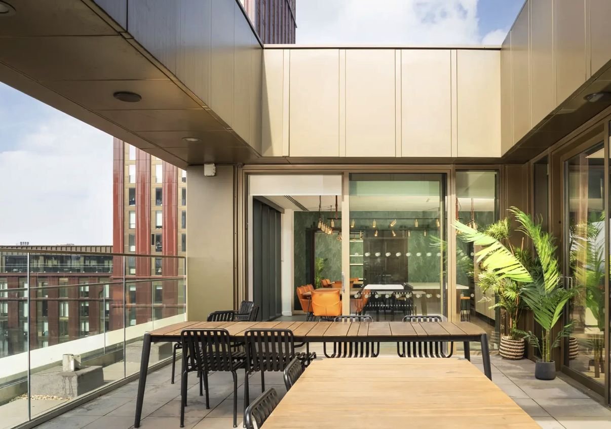 Vita Living Circle Square gallery image